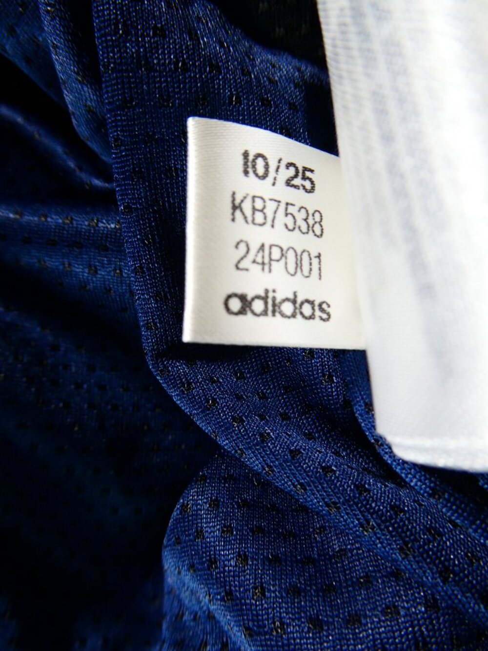 Adidas Women's 2 Piece Track Suit Set Jacket Shorts Night Indigo Size Large NWT - Picture 6 of 15